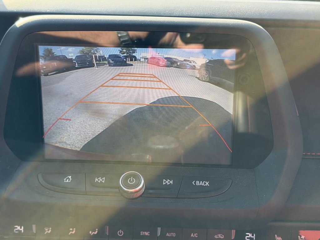 2017 Chevrolet Camaro 2SS Toit Ouvrant Bose Bas Kilométrage in Terrebonne, Quebec - 17 - w1024h768px