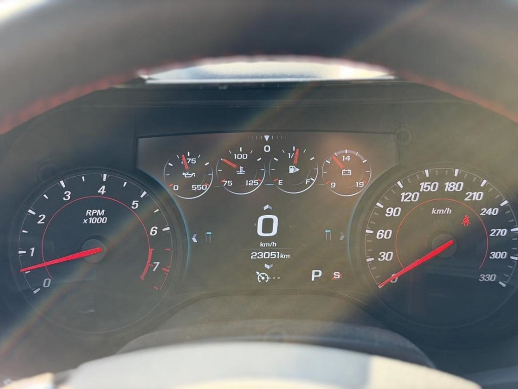 2017 Chevrolet Camaro 2SS Toit Ouvrant Bose Bas Kilométrage in Terrebonne, Quebec - 15 - w1024h768px