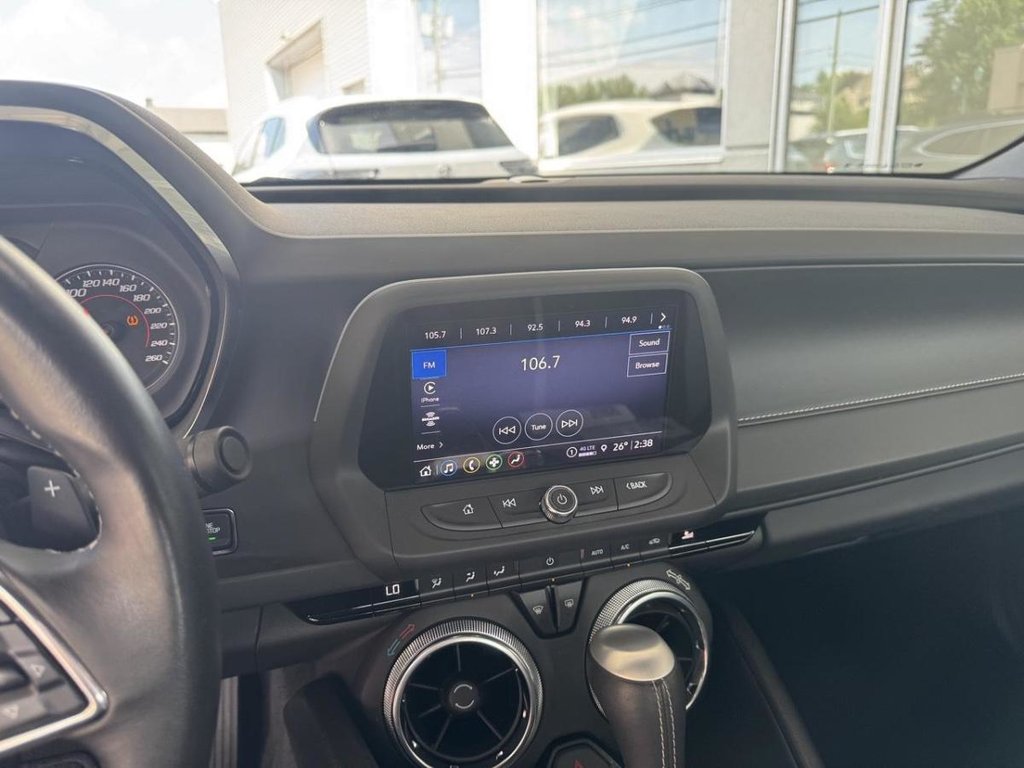 2023 Chevrolet Camaro 1LT RS Convertible Bas Kilométrage in Terrebonne, Quebec - 12 - w1024h768px