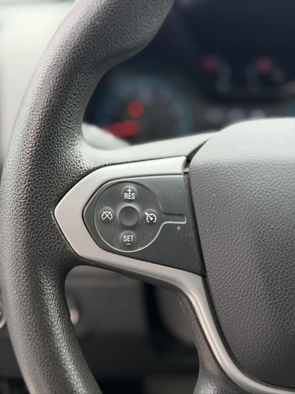 Chevrolet Colorado 4WD Work Truck Crew Cab V6 Bas Kilométrage 2019 à Terrebonne, Québec - 11 - w1024h768px