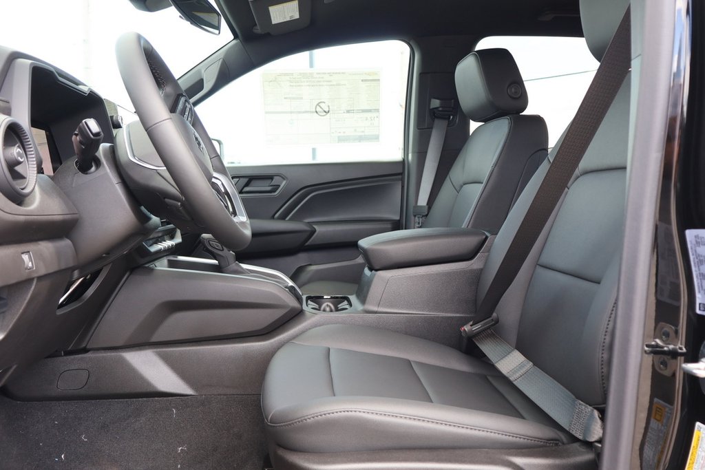2025 Chevrolet Colorado Trail Boss in Terrebonne, Quebec - 8 - w1024h768px