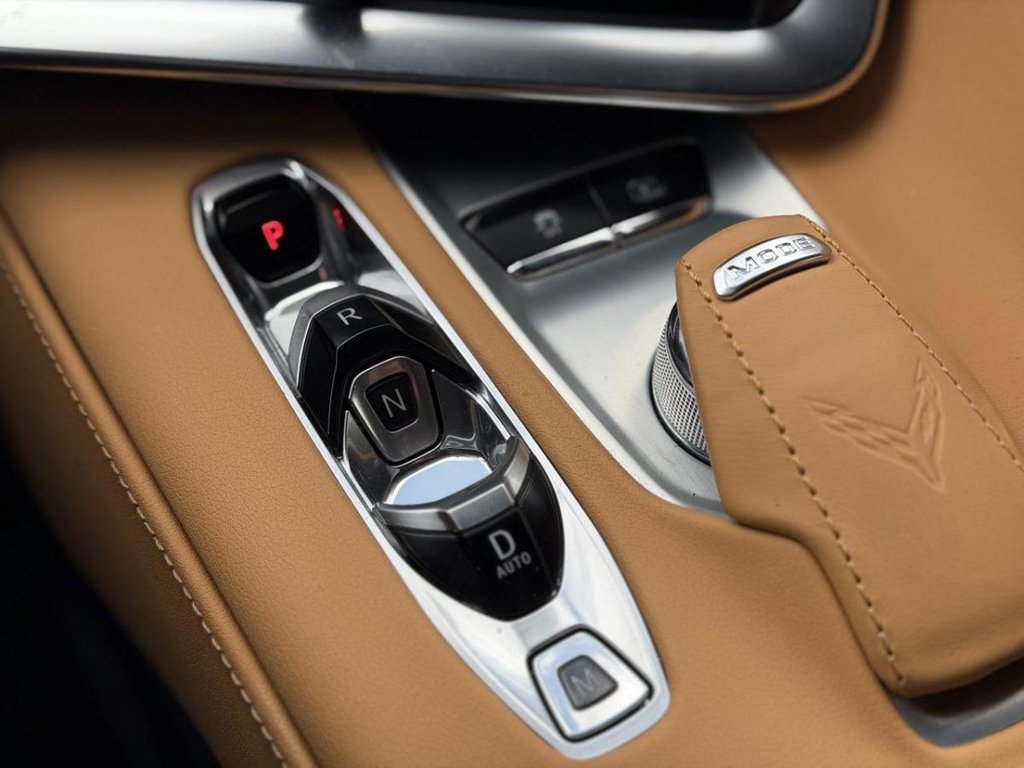 2022 Chevrolet Corvette 2LT Z51 Bas Kilométrage in Terrebonne, Quebec - 18 - w1024h768px