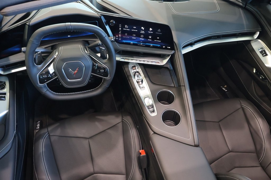 Chevrolet Corvette 1LT 2026 à Terrebonne, Québec - 7 - w1024h768px