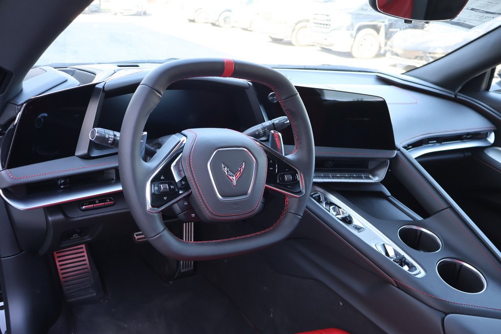 Chevrolet Corvette 1LT 2026 à Terrebonne, Québec - 11 - w1024h768px