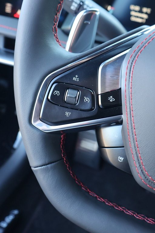 Chevrolet Corvette 1LT 2026 à Terrebonne, Québec - 11 - w1024h768px