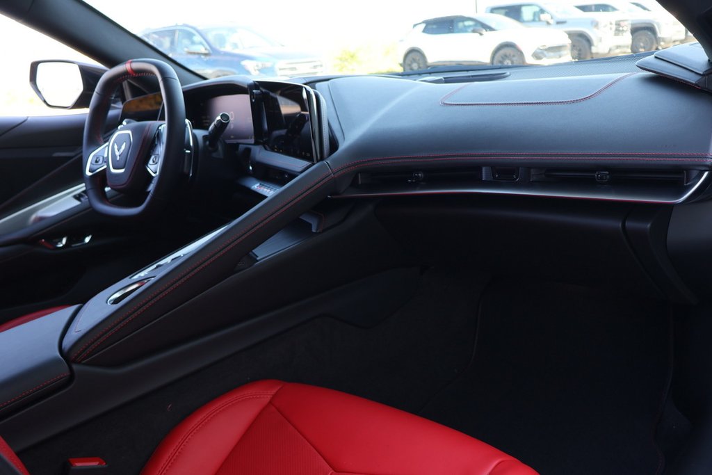 Chevrolet Corvette 1LT 2026 à Terrebonne, Québec - 9 - w1024h768px