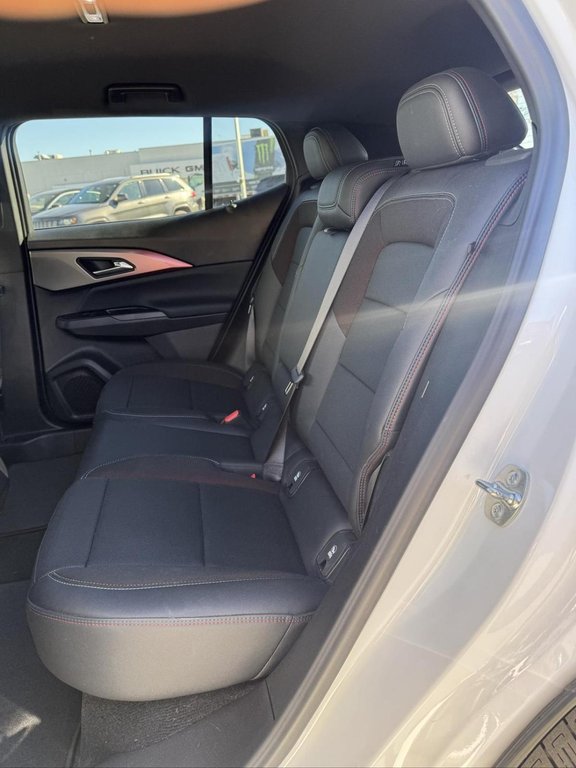 Chevrolet Equinox EV 2RS AWD Bas Kilométrage 2024 à Terrebonne, Québec - 9 - w1024h768px