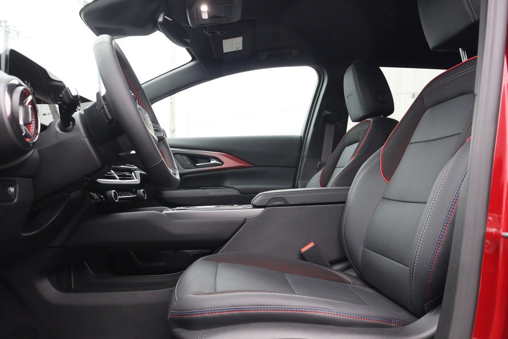 Chevrolet Equinox EV RS 2025 à Terrebonne, Québec - 7 - w1024h768px