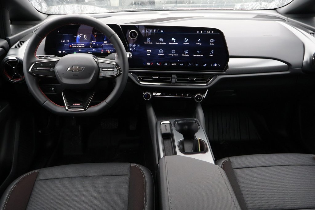 Chevrolet Equinox EV RS 2025 à Terrebonne, Québec - 9 - w1024h768px