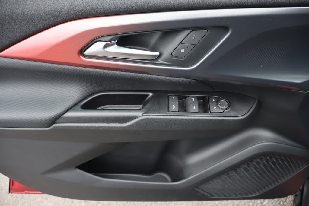 Chevrolet Equinox EV RS 2025 à Terrebonne, Québec - 18 - w1024h768px