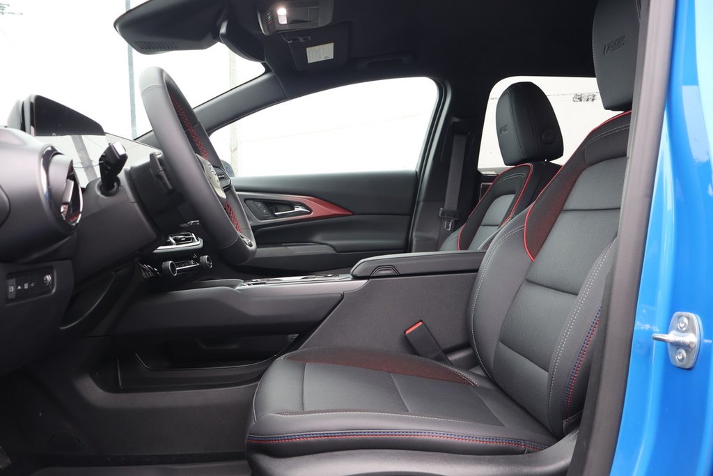 Chevrolet Equinox EV RS 2025 à Terrebonne, Québec - 7 - w1024h768px