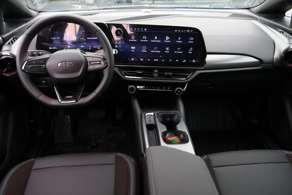 Chevrolet Equinox EV RS 2025 à Terrebonne, Québec - 9 - w1024h768px