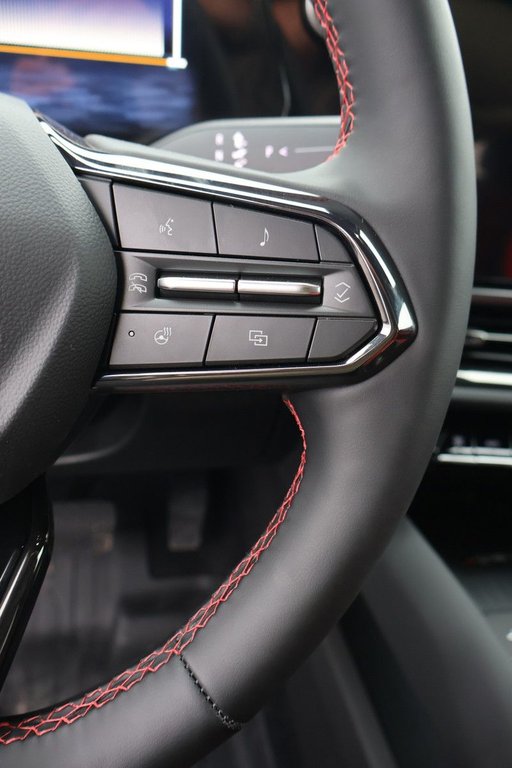 Chevrolet Equinox EV RS 2025 à Terrebonne, Québec - 12 - w1024h768px