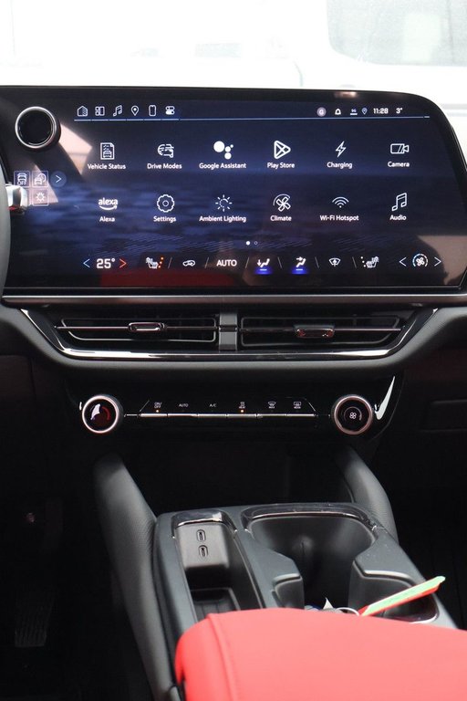 Chevrolet Equinox EV RS 2025 à Terrebonne, Québec - 14 - w1024h768px