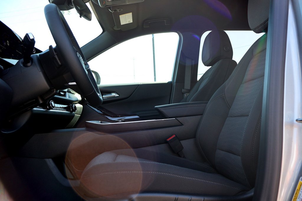Chevrolet Equinox LT 2026 à Terrebonne, Québec - 8 - w1024h768px