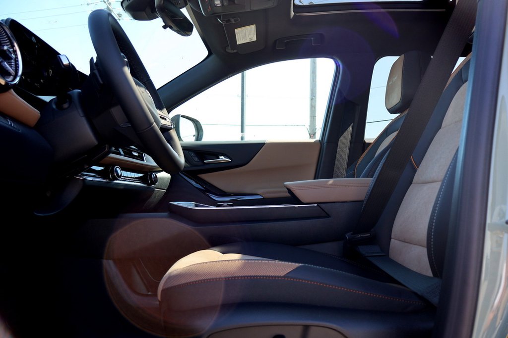 Chevrolet Equinox ACTIV 2026 à Terrebonne, Québec - 8 - w1024h768px