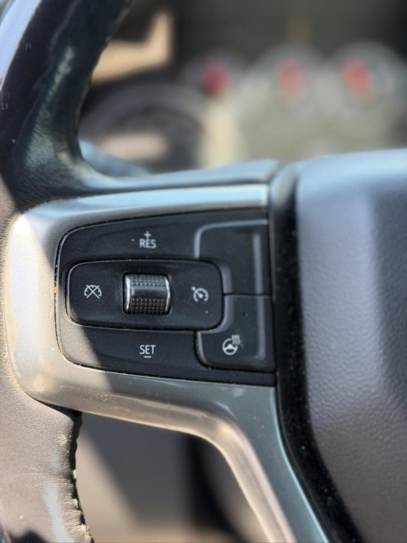 2019 Chevrolet Silverado 1500 New Silverado Crew  LT Trail Boss Cuir Bose in Terrebonne, Quebec - 12 - w1024h768px