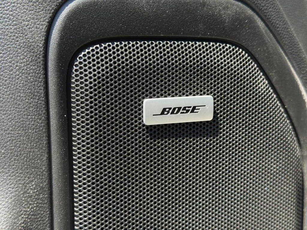 2019 Chevrolet Silverado 1500 New Silverado Crew  LT Trail Boss Cuir Bose in Terrebonne, Quebec - 8 - w1024h768px