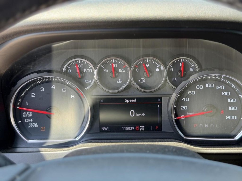 2019 Chevrolet Silverado 1500 New Silverado Crew  LT Trail Boss Cuir Bose in Terrebonne, Quebec - 14 - w1024h768px