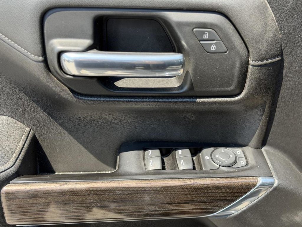2019 Chevrolet Silverado 1500 New Silverado Crew  LT Trail Boss Cuir Bose in Terrebonne, Quebec - 7 - w1024h768px