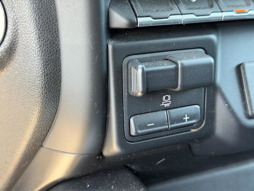 2019 Chevrolet Silverado 1500 New Silverado Crew  LT Trail Boss Cuir Bose in Terrebonne, Quebec - 18 - w1024h768px