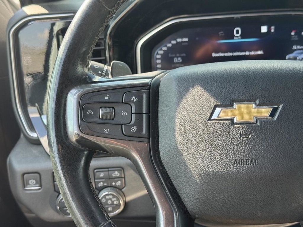 Chevrolet Silverado 1500 High Country 6.2 Toit Ouvrant 2024 à Terrebonne, Québec - 13 - w1024h768px
