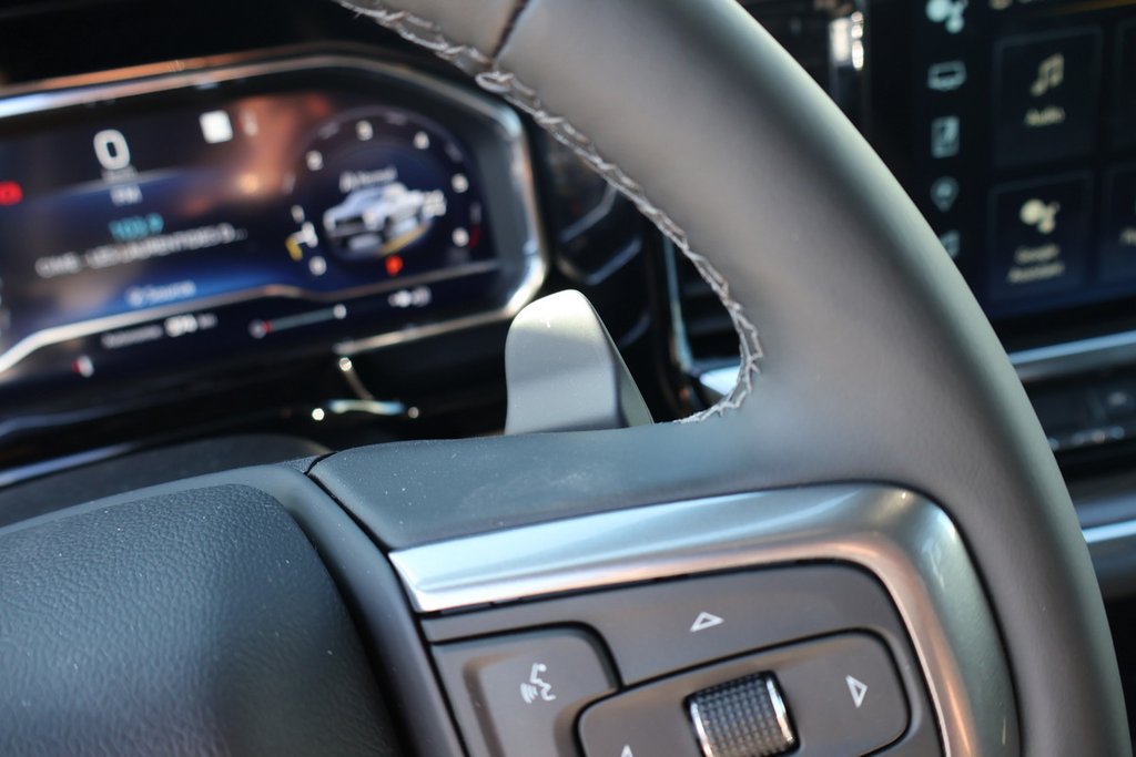 2025 Chevrolet Silverado 1500 LT Trail Boss in Terrebonne, Quebec - 9 - w1024h768px