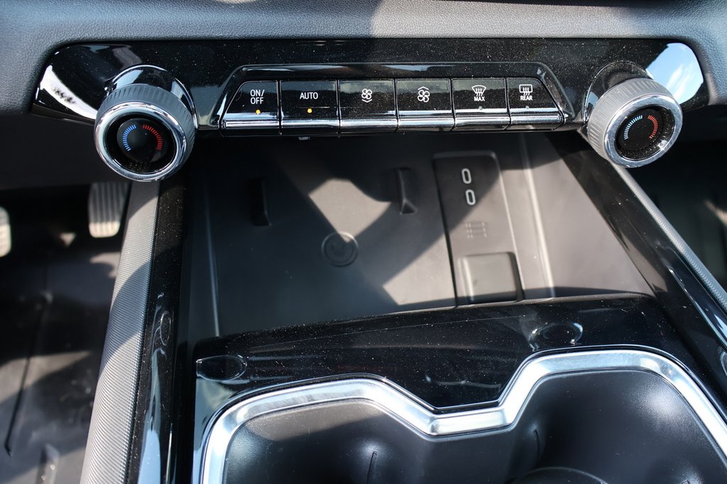 2025 Chevrolet Silverado 1500 RST in Terrebonne, Quebec - 18 - w1024h768px