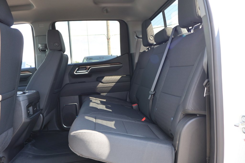 2025 Chevrolet Silverado 1500 RST in Terrebonne, Quebec - 21 - w1024h768px