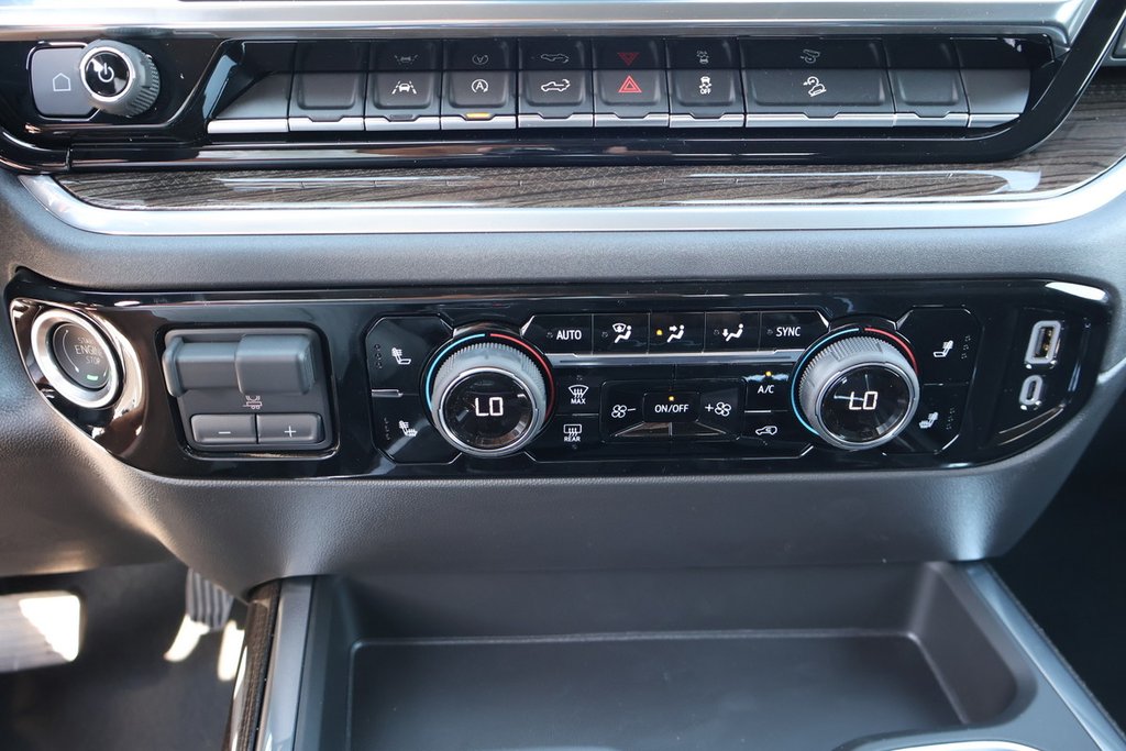 2025 Chevrolet Silverado 1500 RST in Terrebonne, Quebec - 17 - w1024h768px