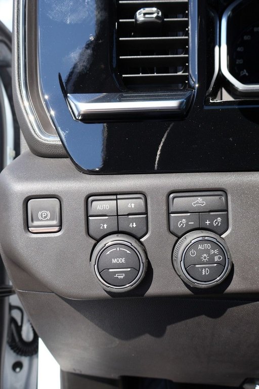 2025 Chevrolet Silverado 1500 RST in Terrebonne, Quebec - 18 - w1024h768px