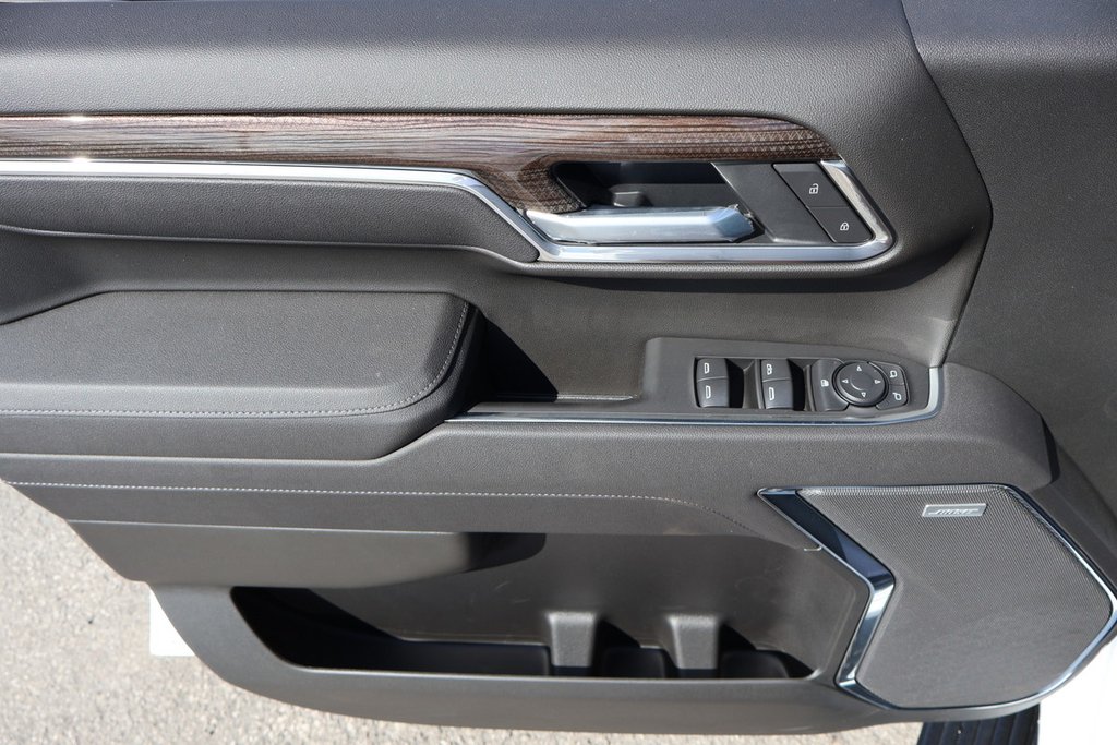 2025 Chevrolet Silverado 1500 RST in Terrebonne, Quebec - 19 - w1024h768px