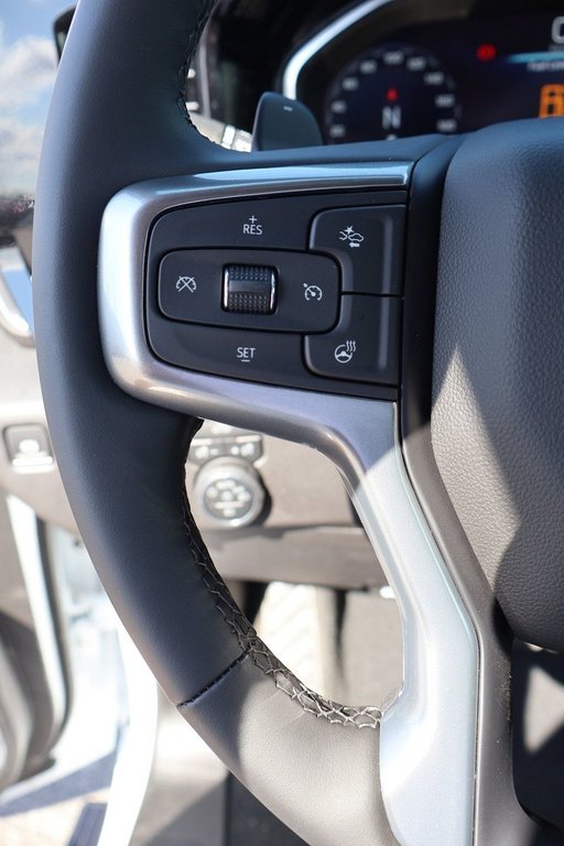 2025 Chevrolet Silverado 1500 RST in Terrebonne, Quebec - 11 - w1024h768px
