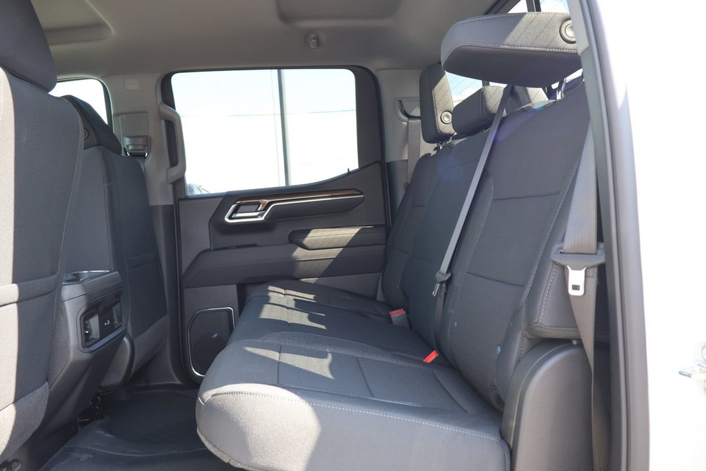 2025 Chevrolet Silverado 1500 RST in Terrebonne, Quebec - 20 - w1024h768px