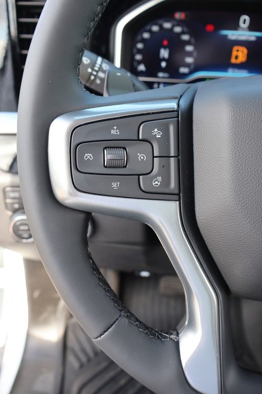 2025 Chevrolet Silverado 1500 RST in Terrebonne, Quebec - 12 - w1024h768px