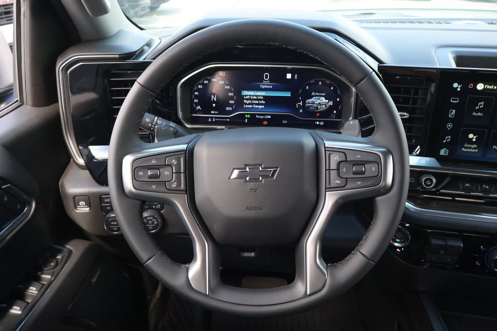 2025 Chevrolet Silverado 1500 RST in Terrebonne, Quebec - 11 - w1024h768px