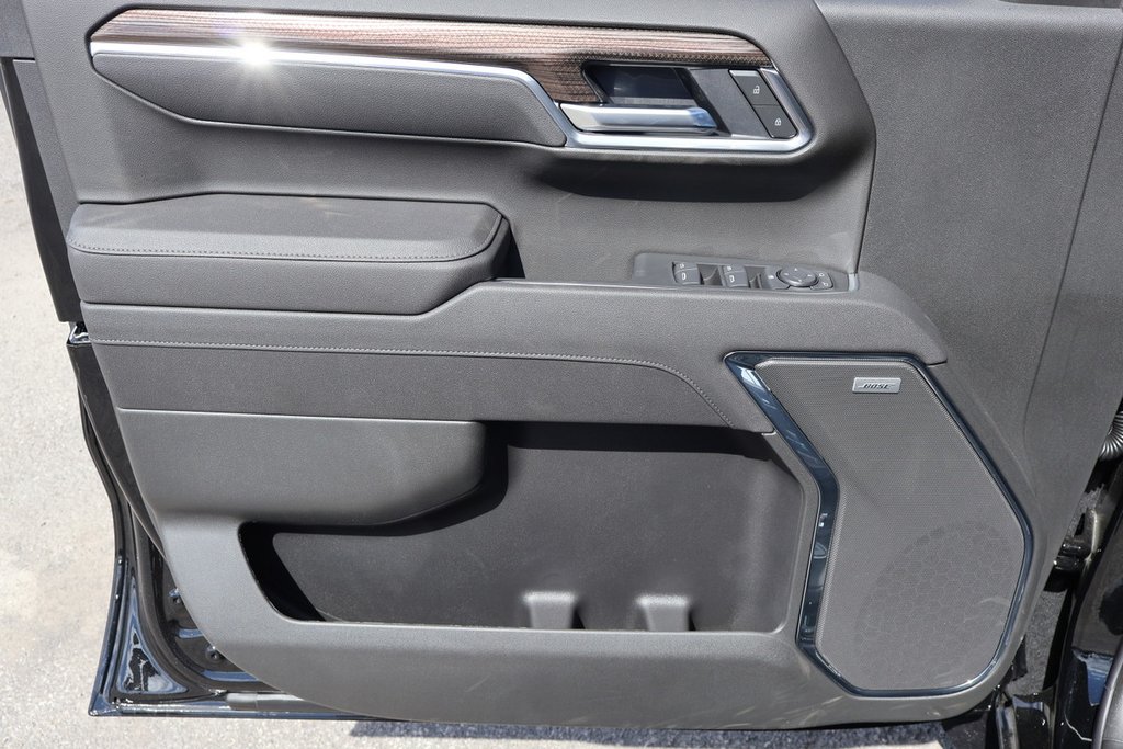 2025 Chevrolet Silverado 1500 RST in Terrebonne, Quebec - 21 - w1024h768px