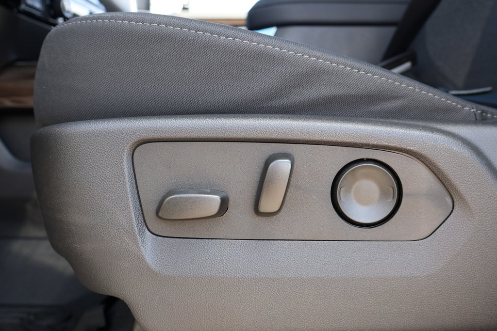 2025 Chevrolet Silverado 1500 RST in Terrebonne, Quebec - 9 - w1024h768px