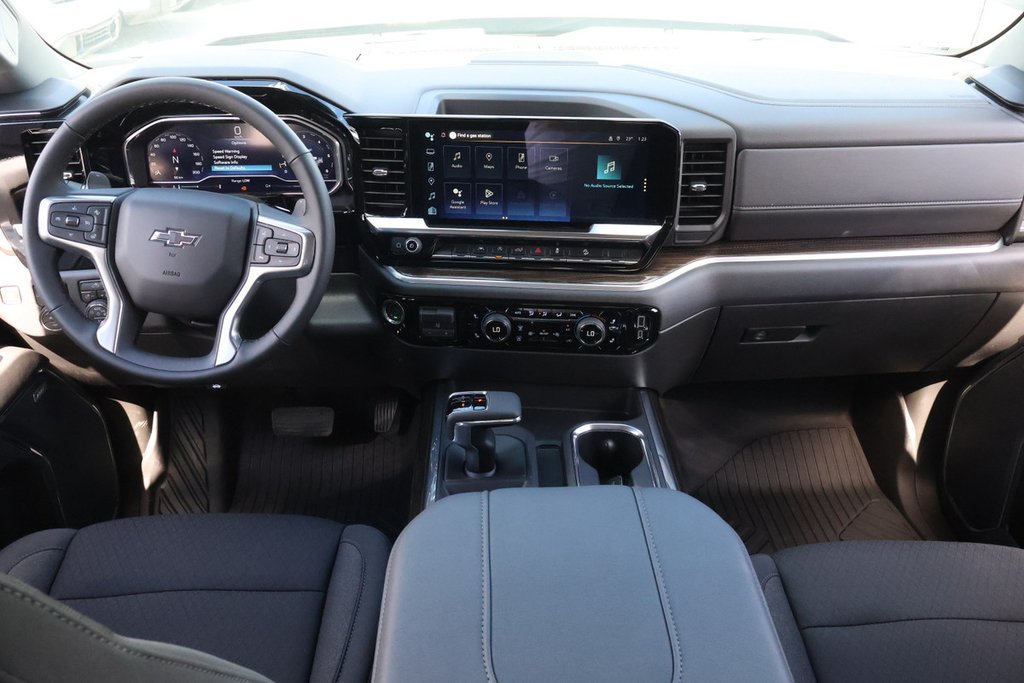 2025 Chevrolet Silverado 1500 RST in Terrebonne, Quebec - 10 - w1024h768px