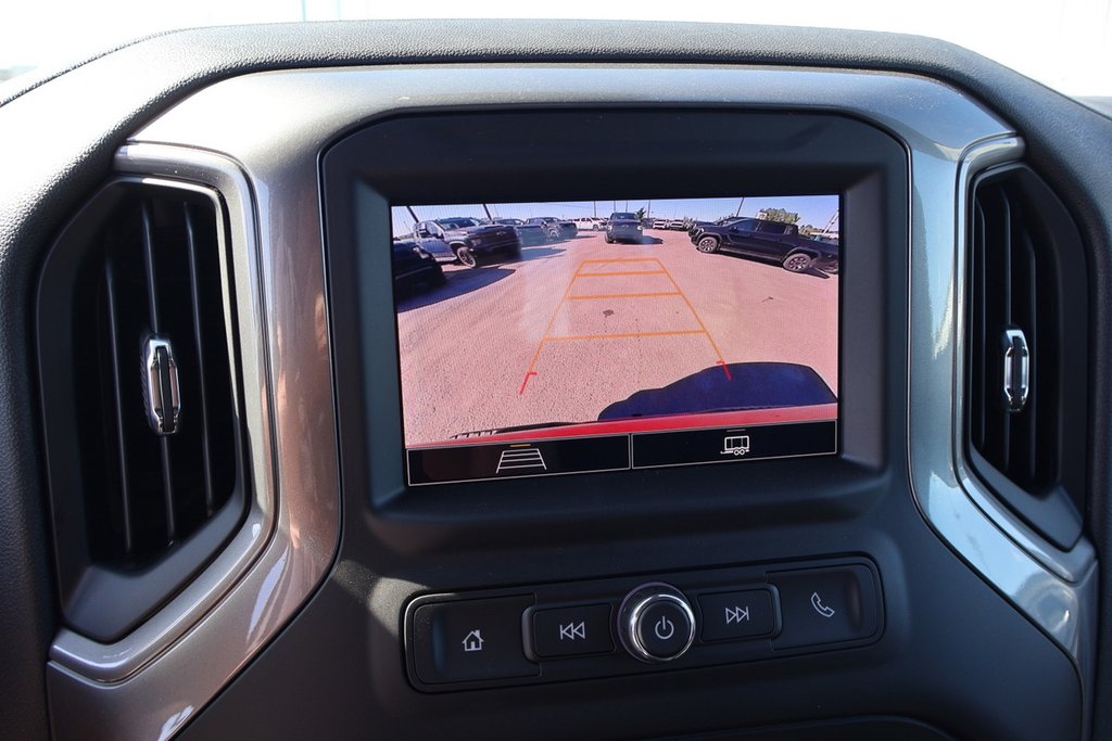 2025 Chevrolet Silverado 1500 Custom in Terrebonne, Quebec - 14 - w1024h768px
