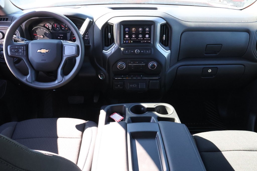 2025 Chevrolet Silverado 1500 Custom in Terrebonne, Quebec - 9 - w1024h768px