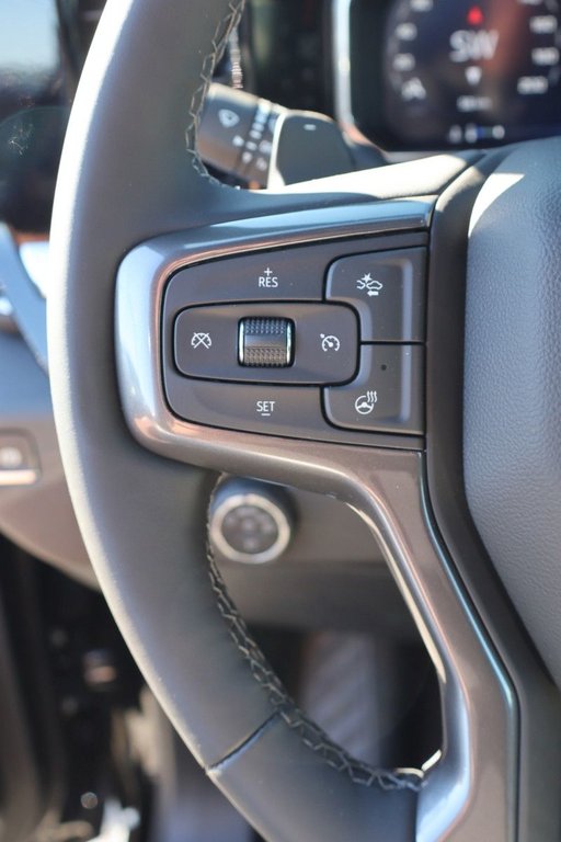 Chevrolet Silverado 1500 High Country 2026 à Terrebonne, Québec - 12 - w1024h768px