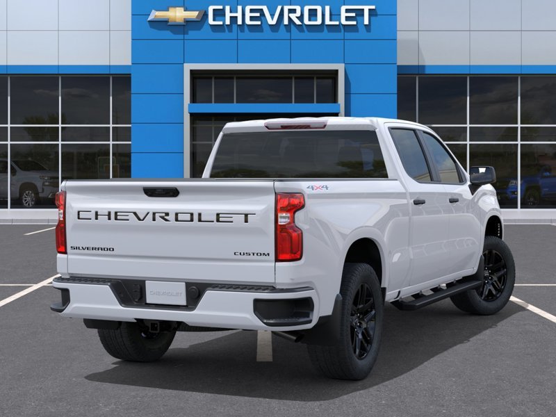 2026 Chevrolet Silverado 1500 Custom in Terrebonne, Quebec - 4 - w1024h768px