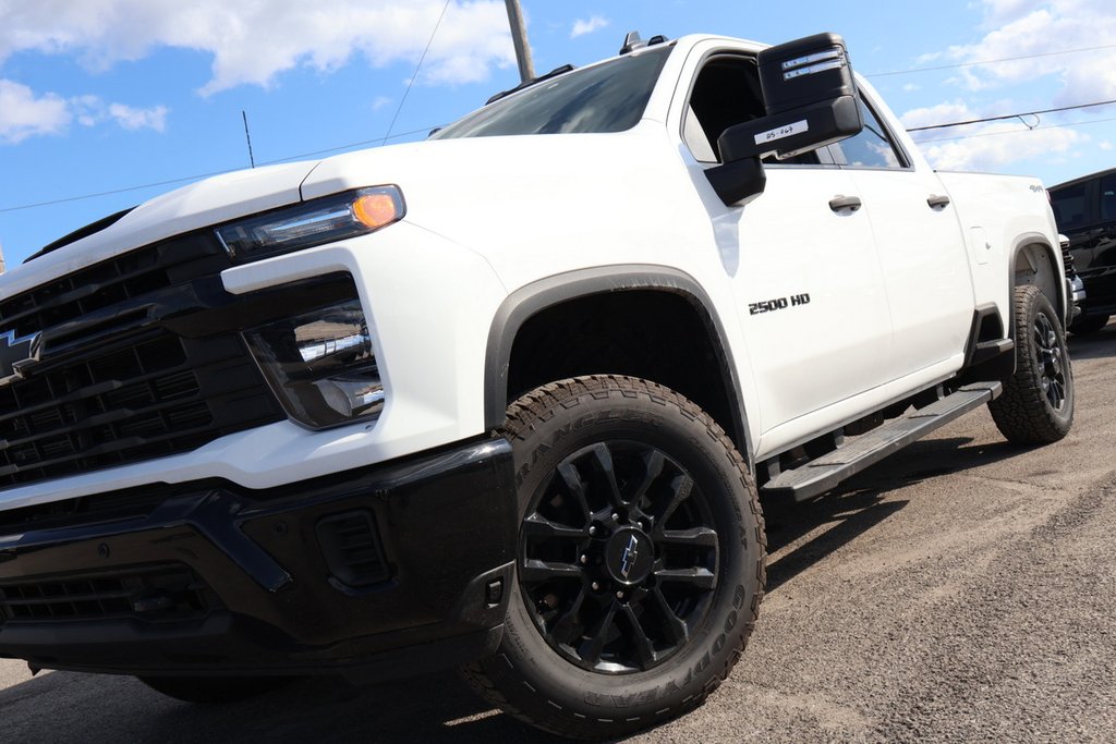 Chevrolet SILVERADO 2500 HD CUSTOM 2025 à Terrebonne, Québec - 7 - w1024h768px