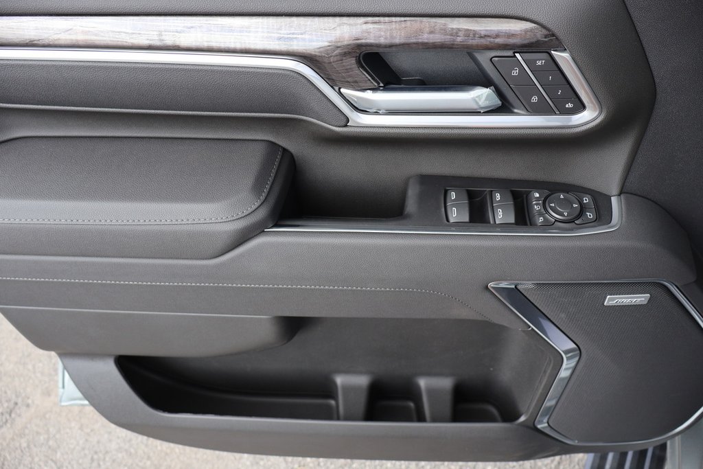 2025 Chevrolet Silverado 2500 HD LTZ in Terrebonne, Quebec - 20 - w1024h768px