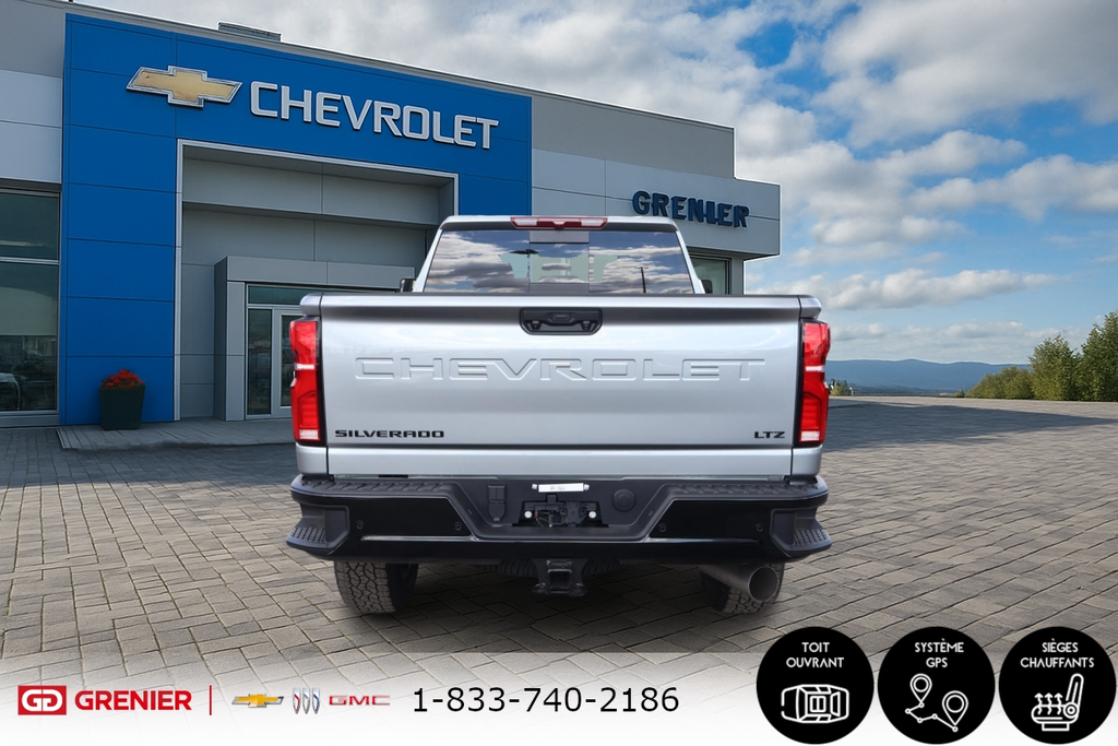 2025 Chevrolet Silverado 2500 HD LTZ in Terrebonne, Quebec - 5 - w1024h768px