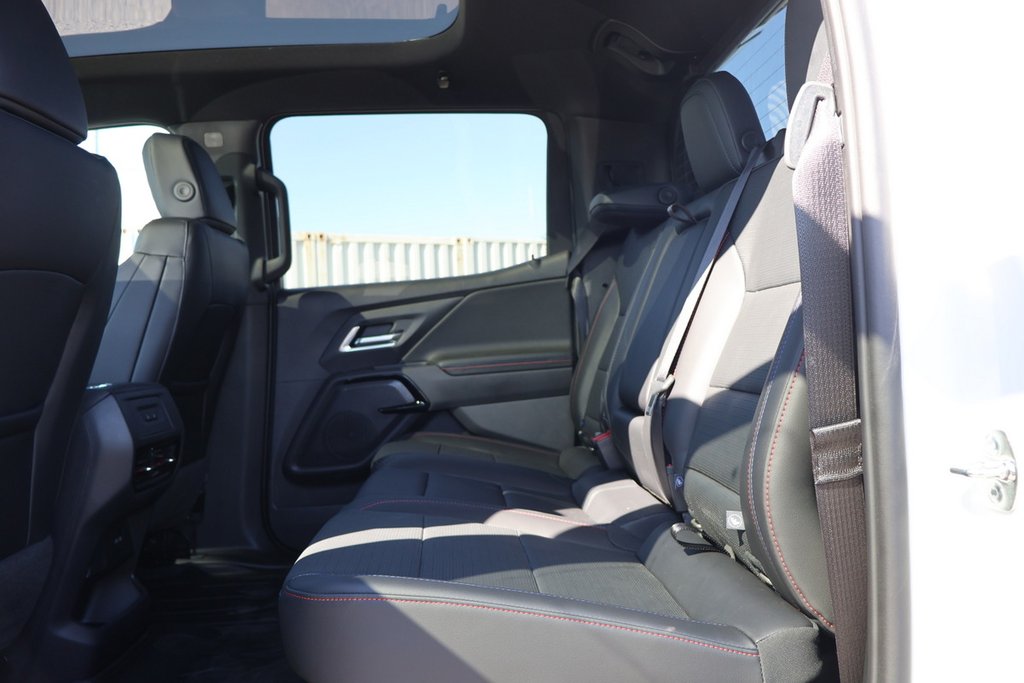 2025 Chevrolet Silverado EV RST Extended Range in Terrebonne, Quebec - 20 - w1024h768px