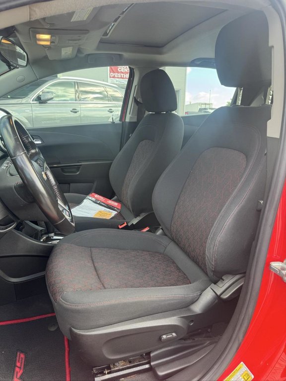 2017 Chevrolet Sonic LT RS Toit Ouvrant Bas Kilométrage in Terrebonne, Quebec - 8 - w1024h768px