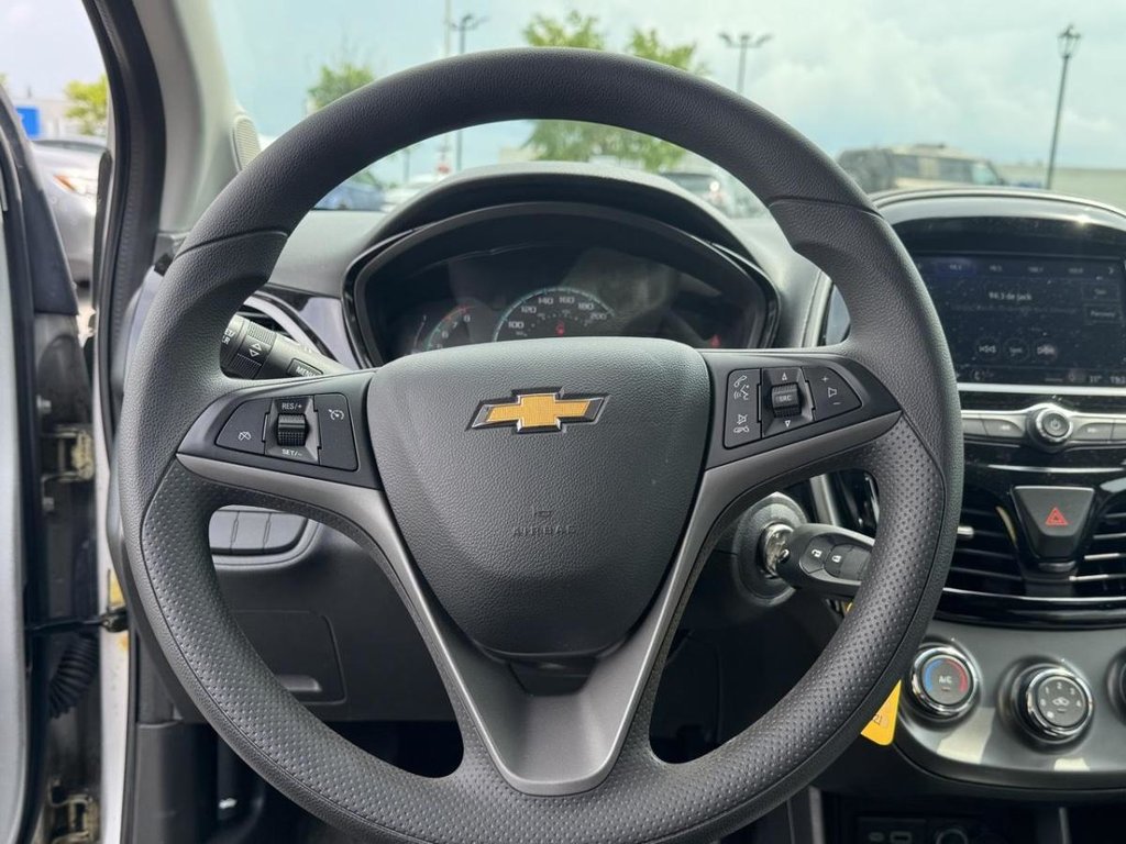 2022 Chevrolet Spark 1LT * Bas Kilométrage * in Terrebonne, Quebec - 11 - w1024h768px