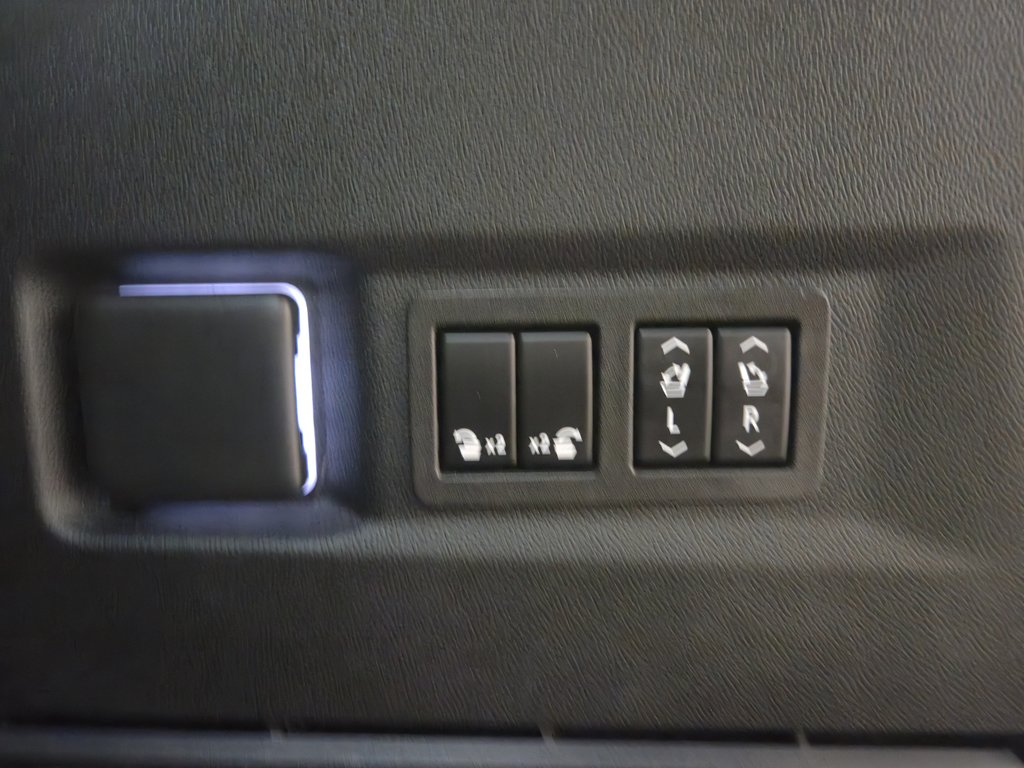  - 24 - px